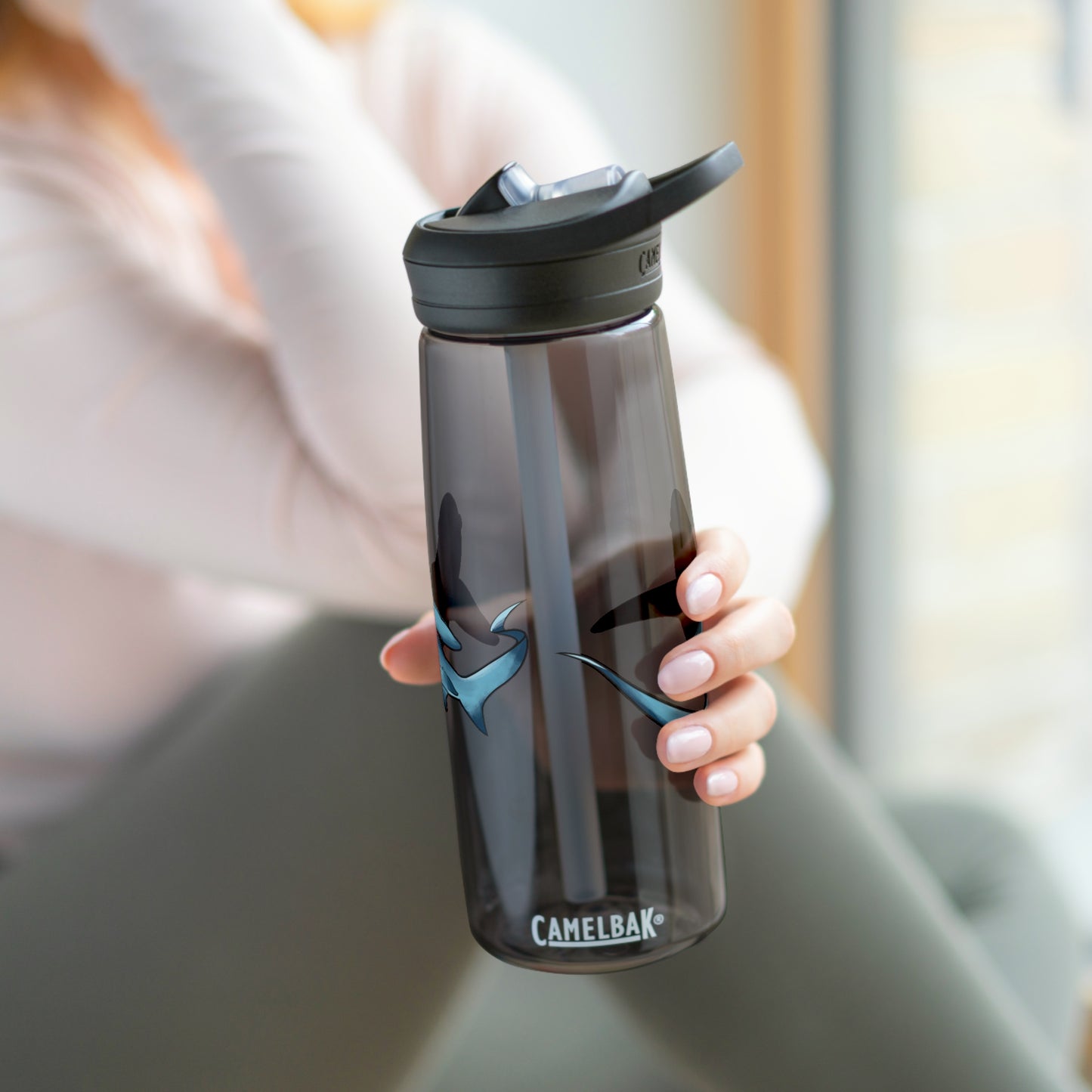 Thresher Shark Swimming CamelBak Eddy®  Water Bottle, 25oz